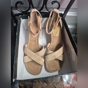 Lauren Ralph Lauren Tan Sandals with Ankle Strap